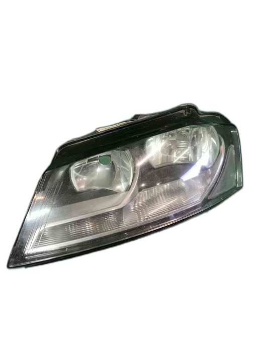 Ótica / Farol Esquerdo AUDI A3 Sportback 8P0941003AK (OEM)