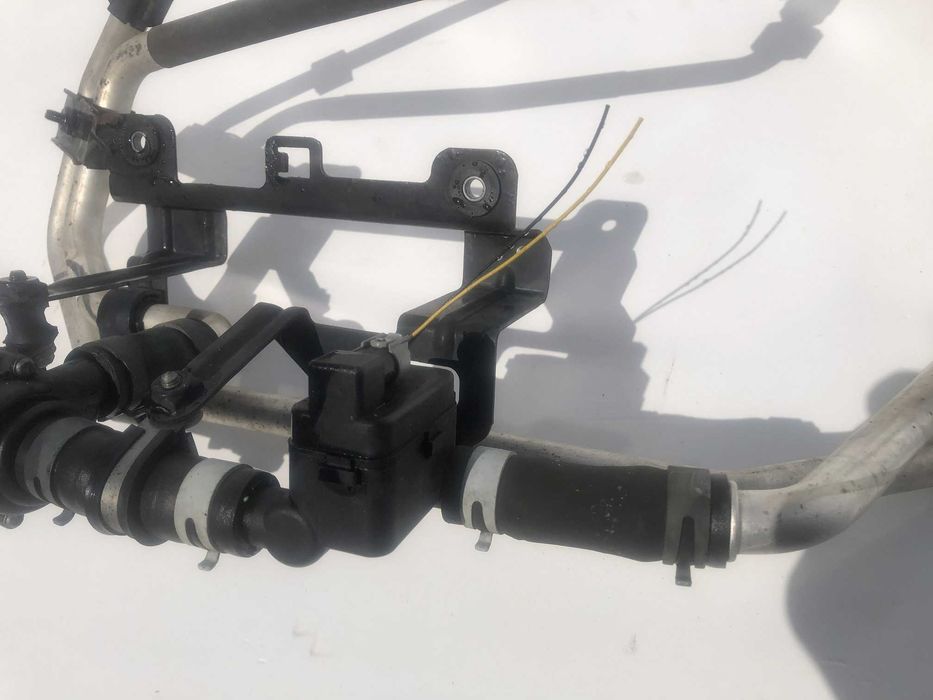 Насос водяний помпа Volkswagen 7P 7E0965561L Фольксваген Туарег НФ Таурег Touareg  NF помпа додаткова допольнительная помпа печки