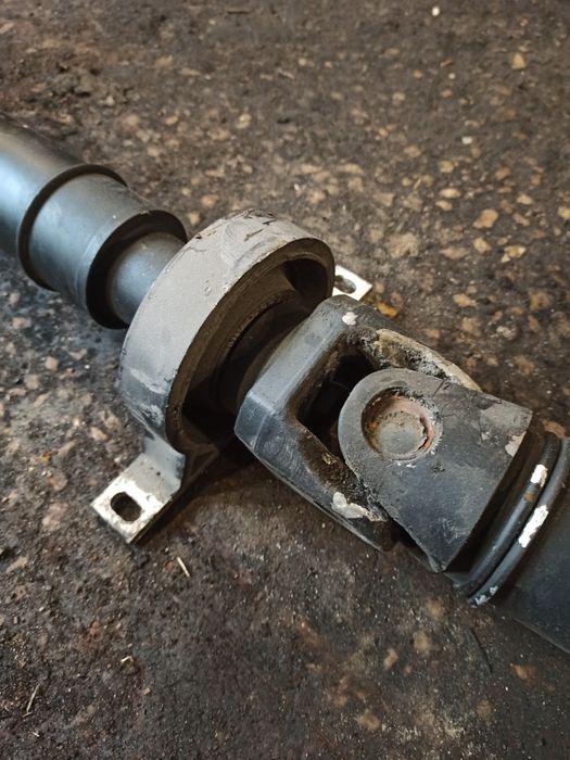 Кардан BMW E60 7522030A107 2.2 b M54 B22 карданний вал