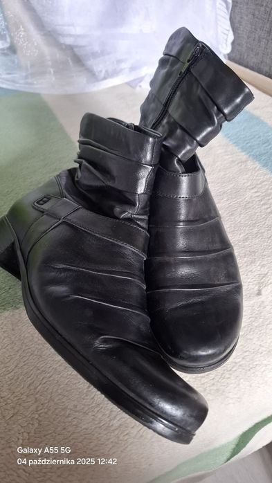 Skórzane, lekko ocieplane botki Gabor