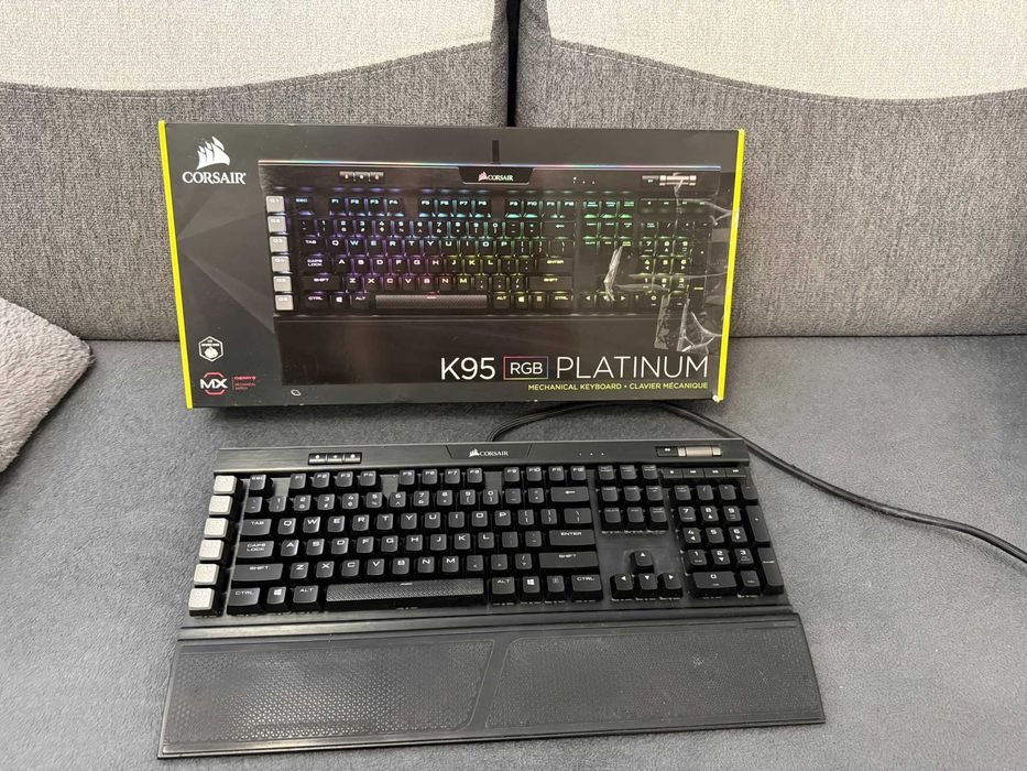 Corsair K95 Platinum RGB Cherry MX Speed klawiatura mechaniczna