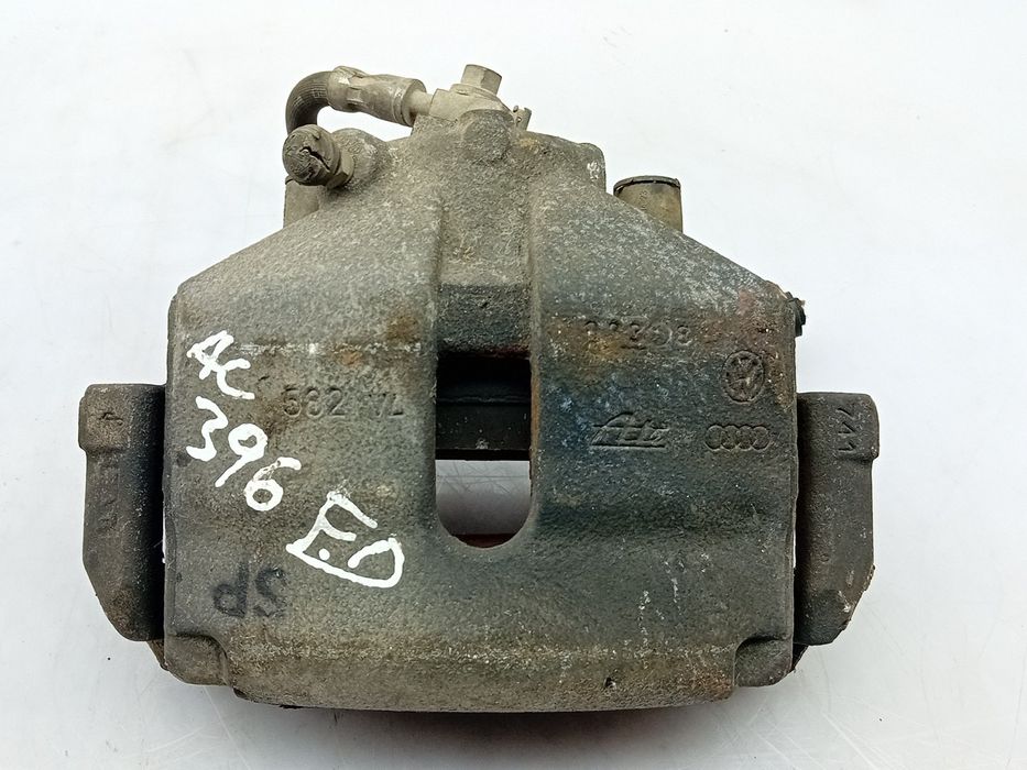 Pinça travão / maxila de travão frente direita AUDI A3 (8P1)