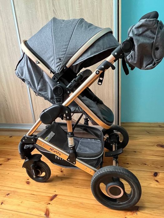 Дитяча коляска NINOS FREELANDER . В  хорошому стані.