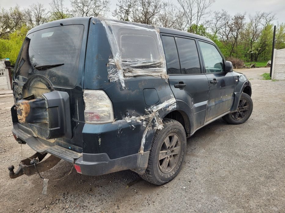 Запчасти разборка авторазборка mitsubishi pajero вагон 4  Паджеро 4