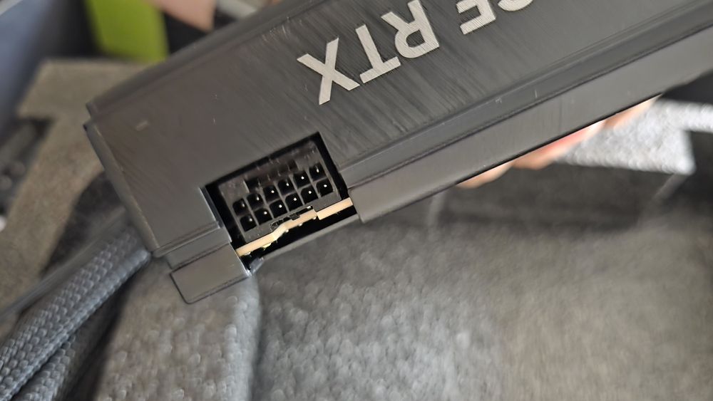 Karta graficzna RTX 5090 Gigabyte AORUS  Xtreme Waterforce AIO