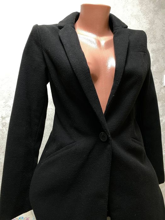 Пальто жіноче демісезонне