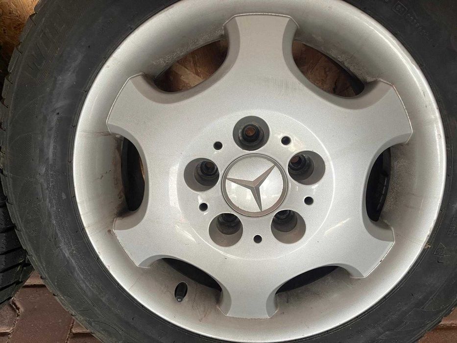 Felgi aluminiowe z oponami 15