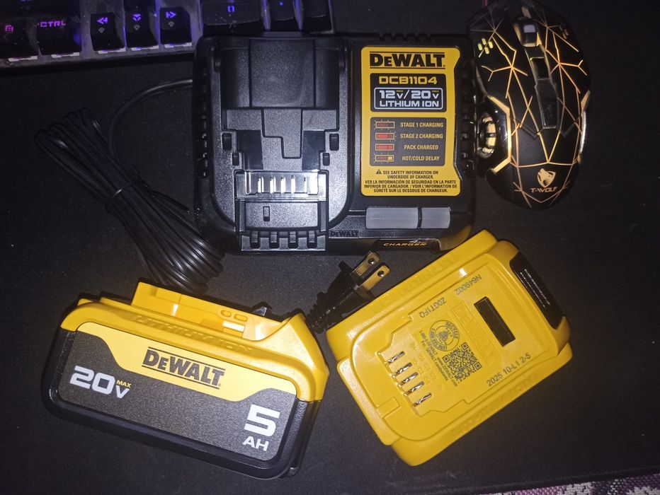 Набір інструментів DeWalt DCK200D1P1 (шуруповерт + імпакт)