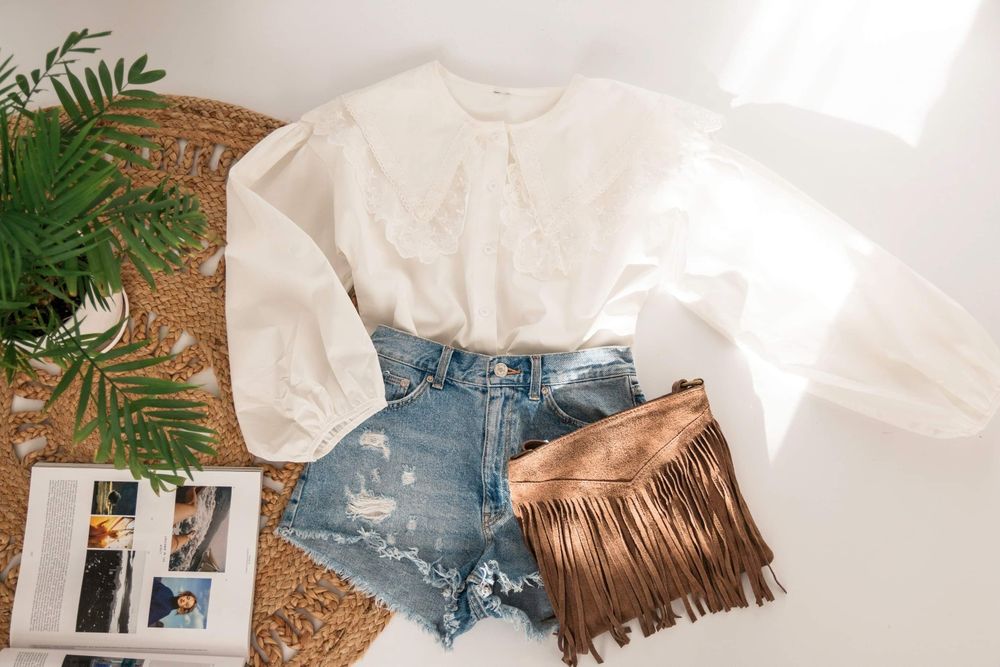 Bluzka koszula z ozdobnym kołnierzem