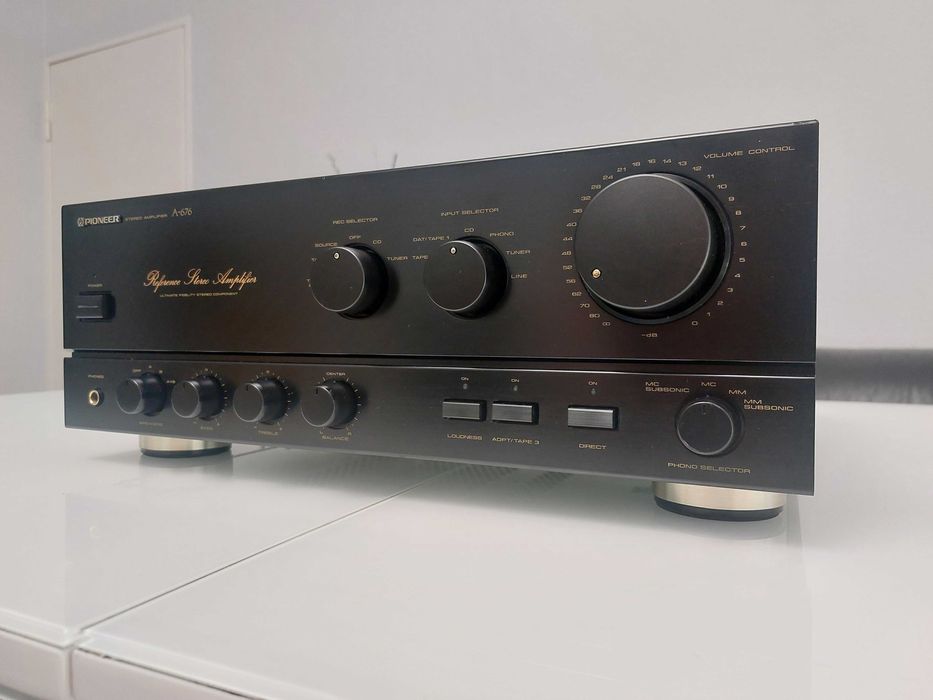 Pioneer A-676 Транзисторный стерео усилитель
