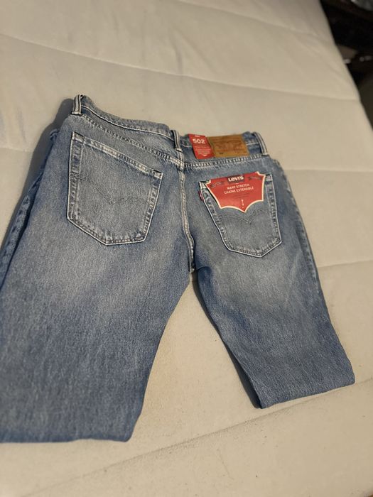 Calças Levi’s novas