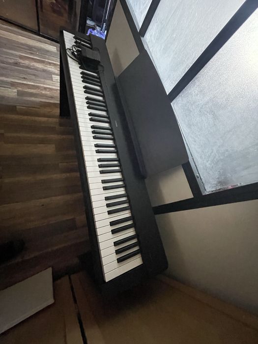 Pianino Yamaha P-225
