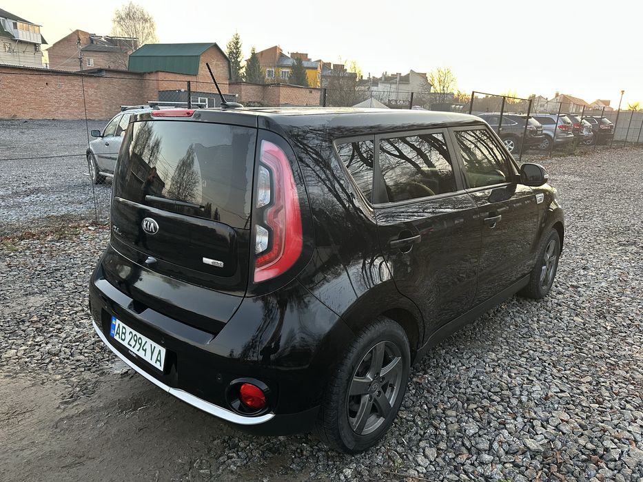 Оренда Прокат авто 4500 грн. KIA Soul 33 кВт