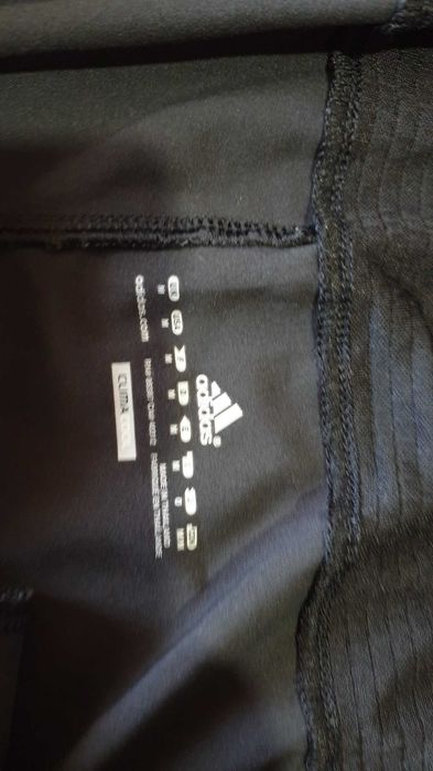 Спортивные шорты Adidas