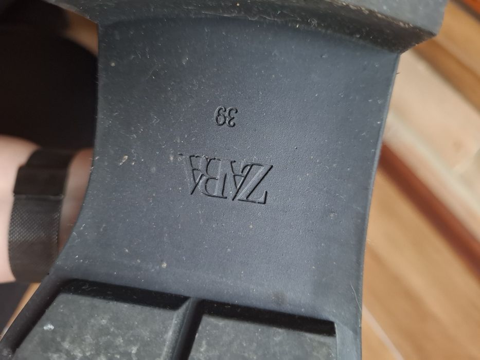 Botki Zara skóra czarne perły 39