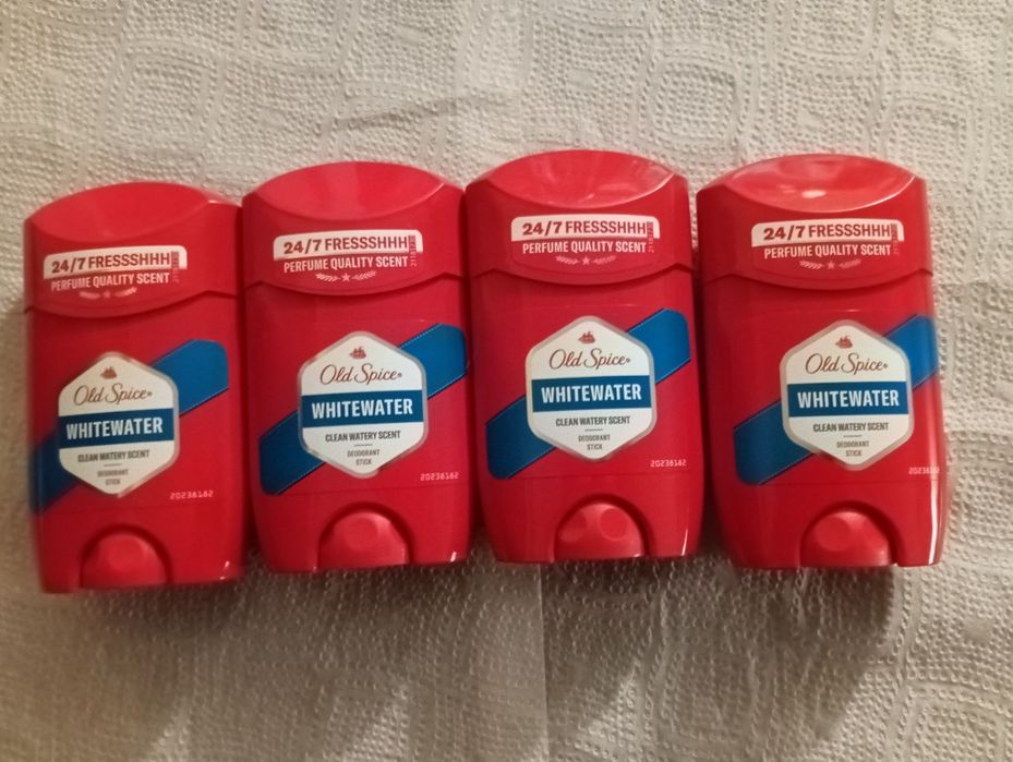 Old Spice Whitewater Dezodorant w sztyfcie dla mężczyzn 50ml. 4 szt.