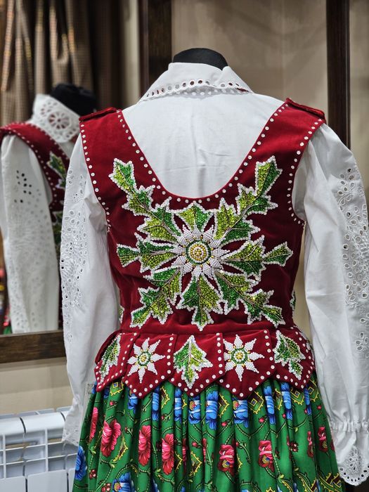 Nowy gorset góralski dziewięciornik! Czerwony aksamit bogato haftowany
