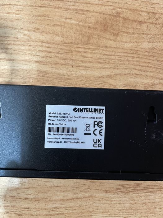 Switch 8 port Intellinet