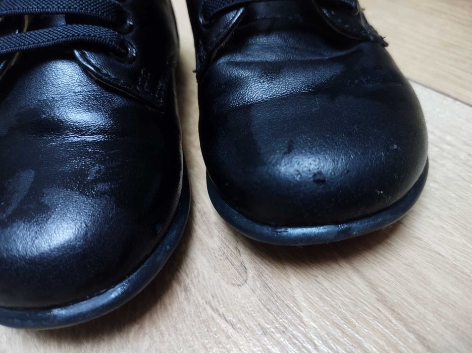 Buciki wizytowe chłopięce 22