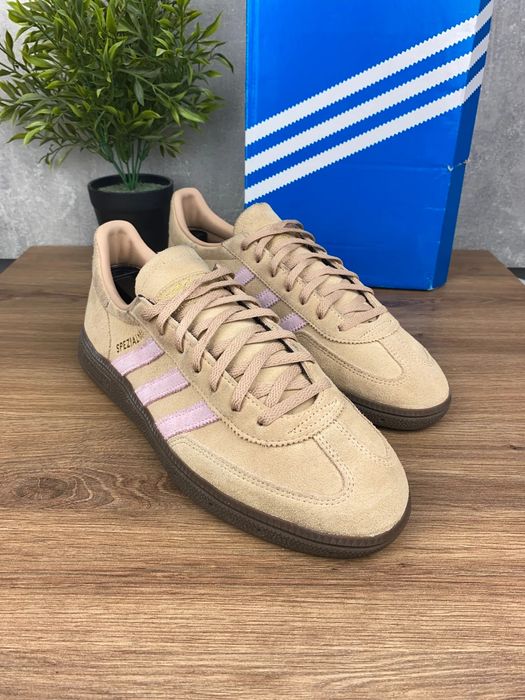 Buty Adidas Handball Spezial r. 43,5 - beżowe zamszowe sneakersy retro