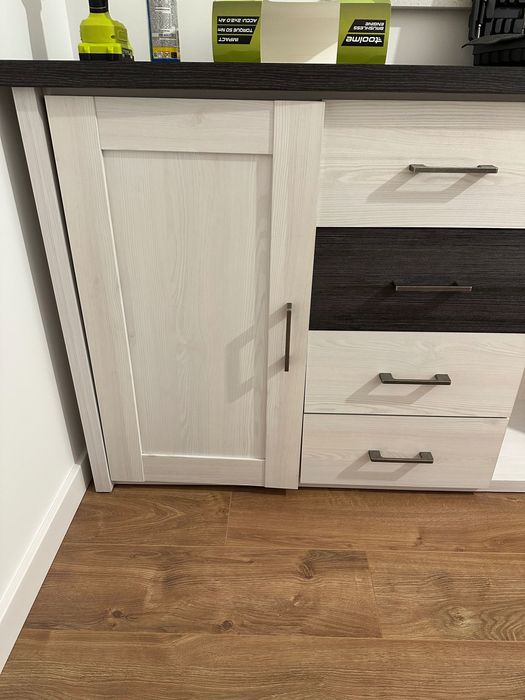 Łóżko 180x200 + komoda + 2 szafki nocne – dobry stan