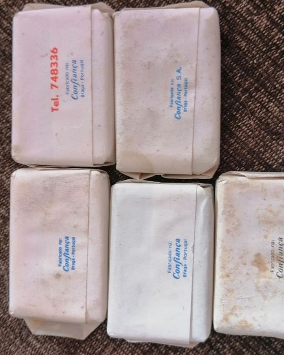 Sabonetes e perfumes antigos