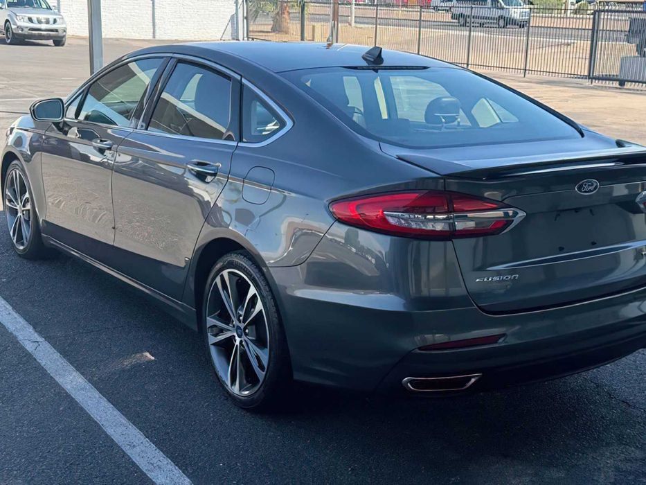Ford Fusion Titanium      2019
