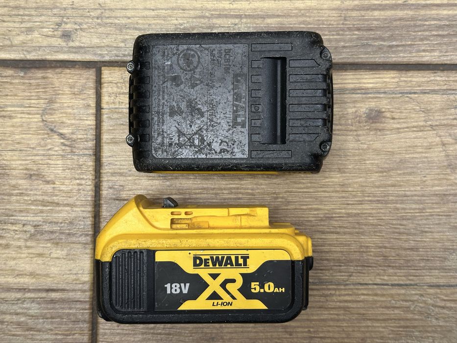2x bateria, akumulator DeWalt XR 18V 5,0Ah 2021r.