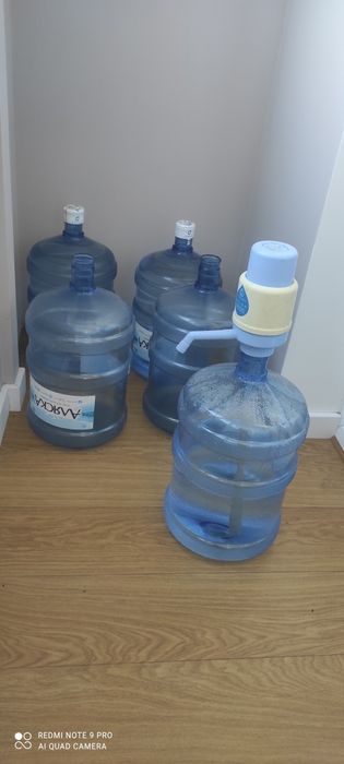 Бутыль 19 литров.