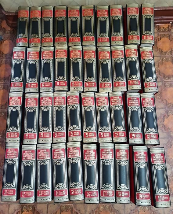 Enciclopédia luso brasileira (40 volumes)
