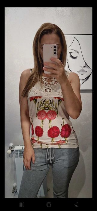 Śliczna bluzeczka Desigual rozmiar M