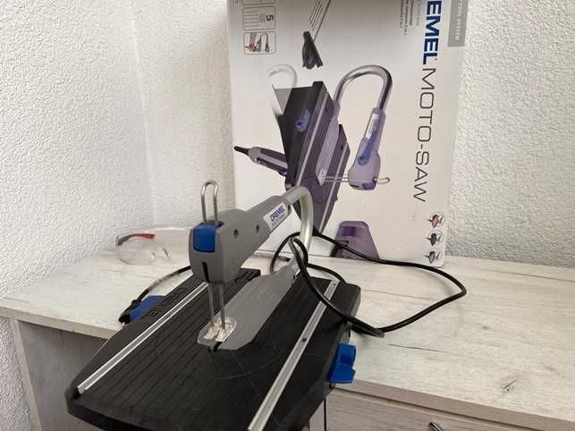 Стаціонарний лобзик DREMEL Moto-Saw