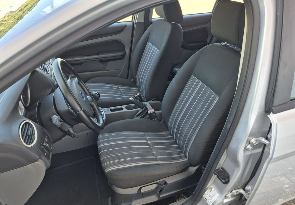 Ford Focus II Turnier 1.6 TDCI gasóleo do ano 2011
