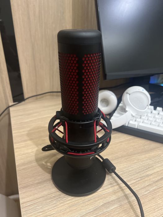 Микрофон HyperX quadcast