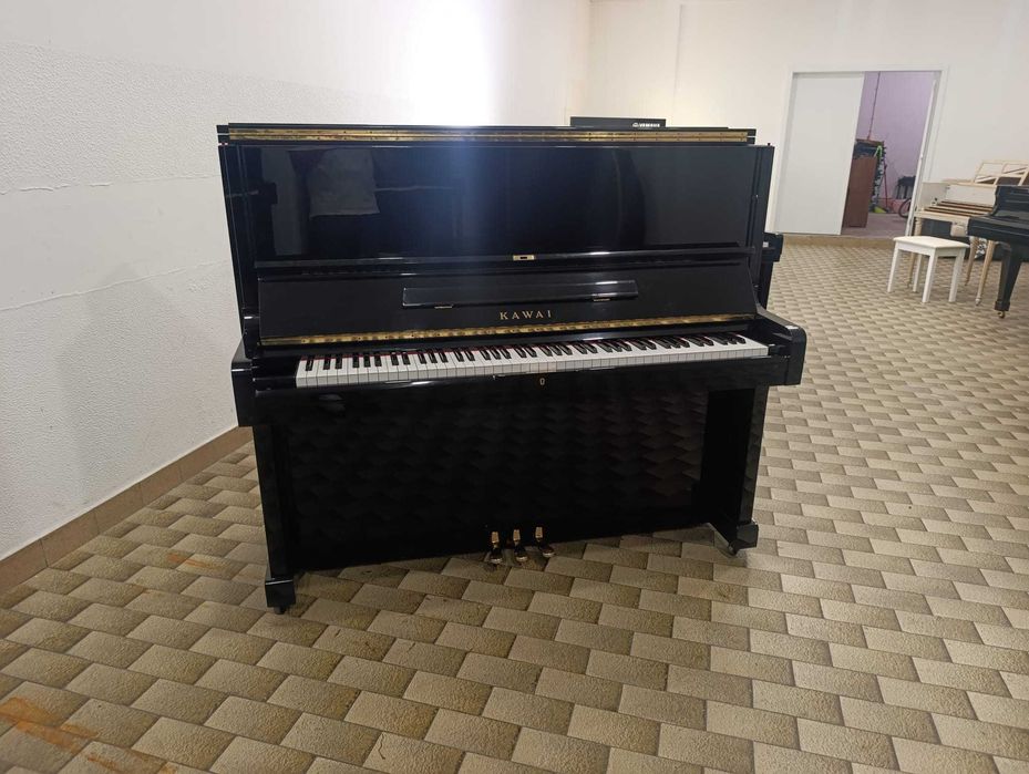 Piano Acústico Kawai NS 21
