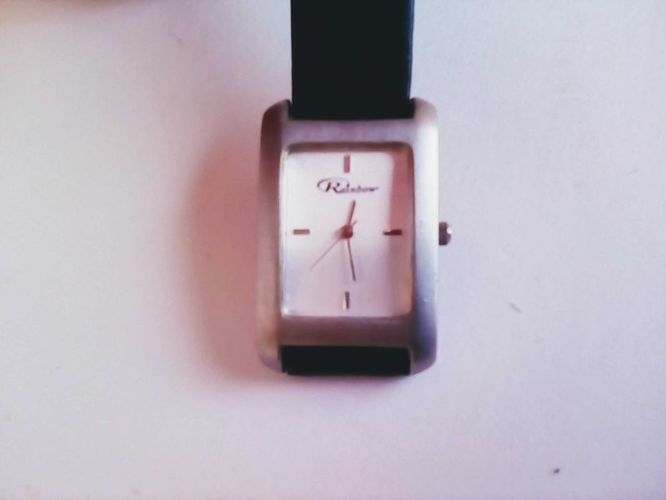 Relógios de várias marcas