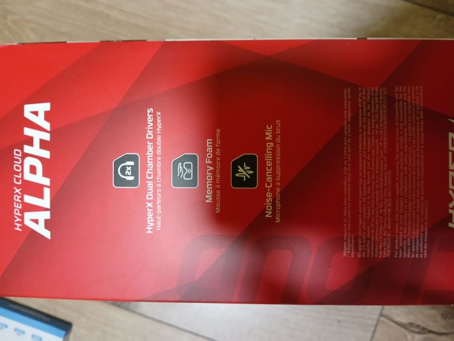 Ігрова гарнітура HyperX Cloud Alpha.