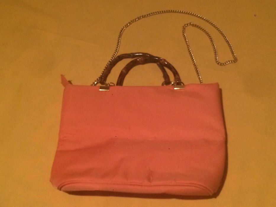 Malas e bolsas de senhora