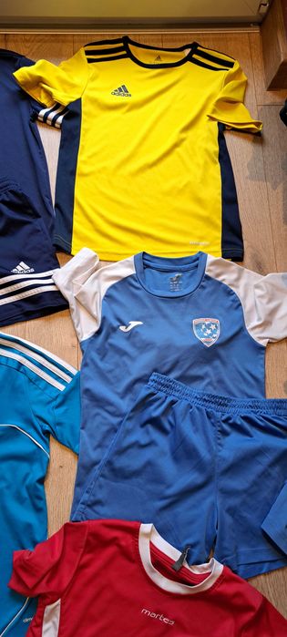 Koszulki piłkarskie Adidas spodenki roz.116/140