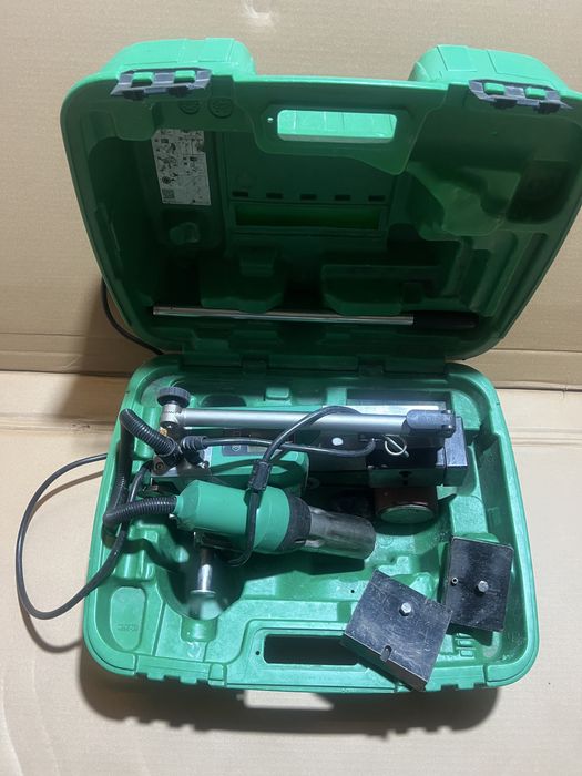 Leister UNIROOF AT 40mm zgrzewarka samojezdna