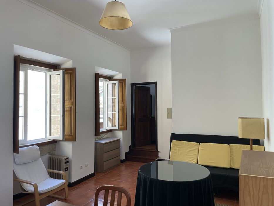 Apartamento T1 - Sé Velha