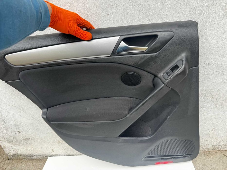 Boczek drzwi VW Golf VI 5D HB prawy przód komplet panel pasażera sterowanie szyby, głośnik gwizdek itp