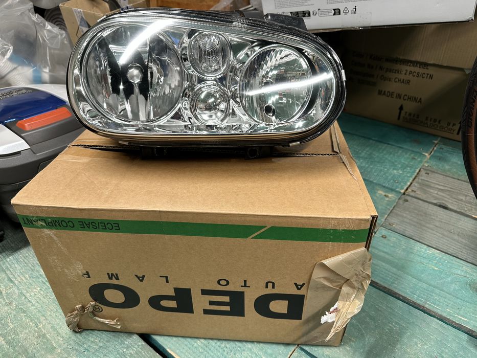 Lampy przednie golf 4