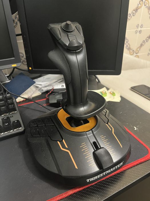 Kit Simulador de vôo Thrustmaster 16000 Hota