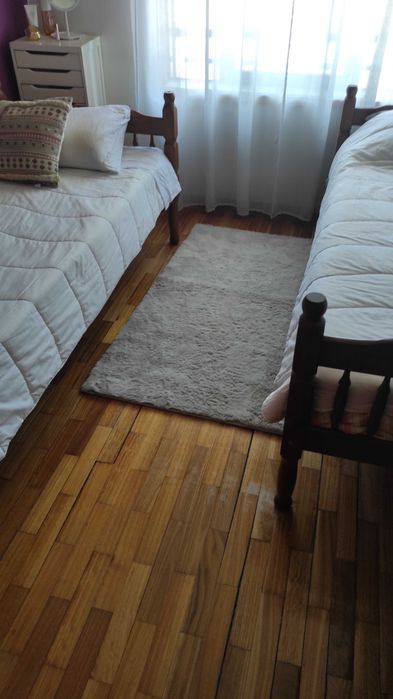 Cama usada para venda