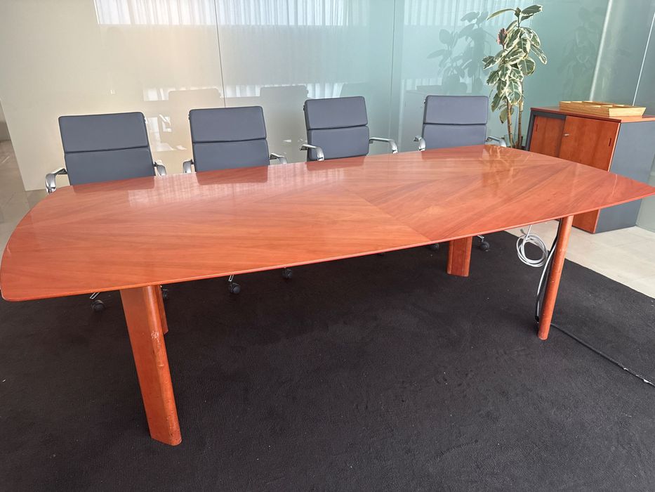 Mesa sala reunião