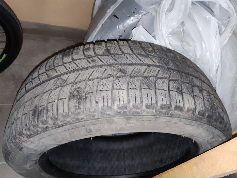 Продам зимові шини michelin x-ice 225/55/18