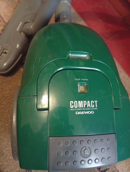 Пилосос Daewoo комплект в робочому стані