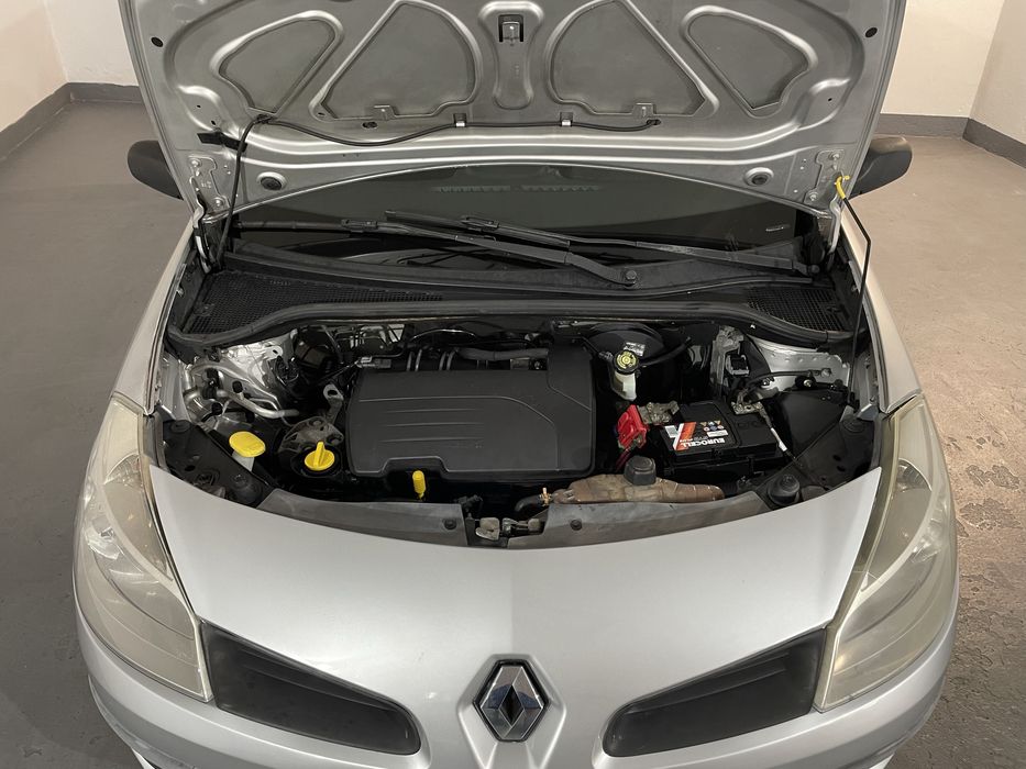 Renault Clio III/ 1.2 16V