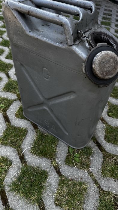 Kanister militarny 20 litrowy